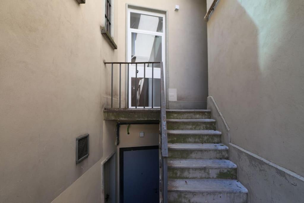 Primopiano - Jenner Apartment Milan Bagian luar foto
