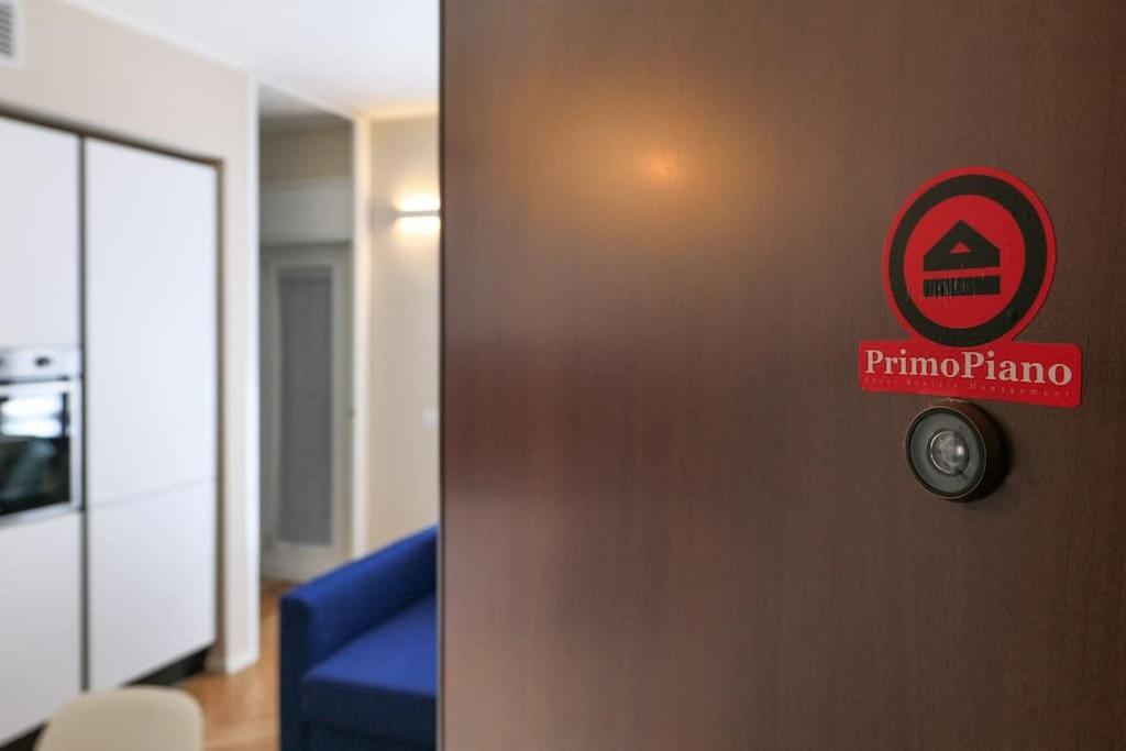 Primopiano - Jenner Apartment Milan Bagian luar foto